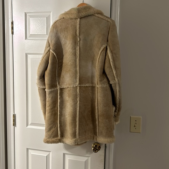 are, blue buffalo plaid Mackinac, cruiser by Filson, very very hard to find. - Picture 3 of 3